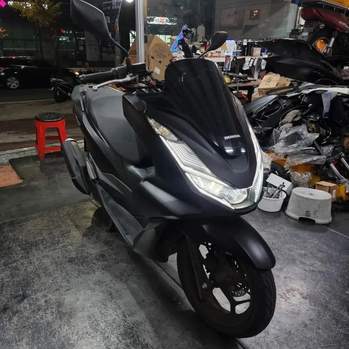 pcx 21년식  판매합니다