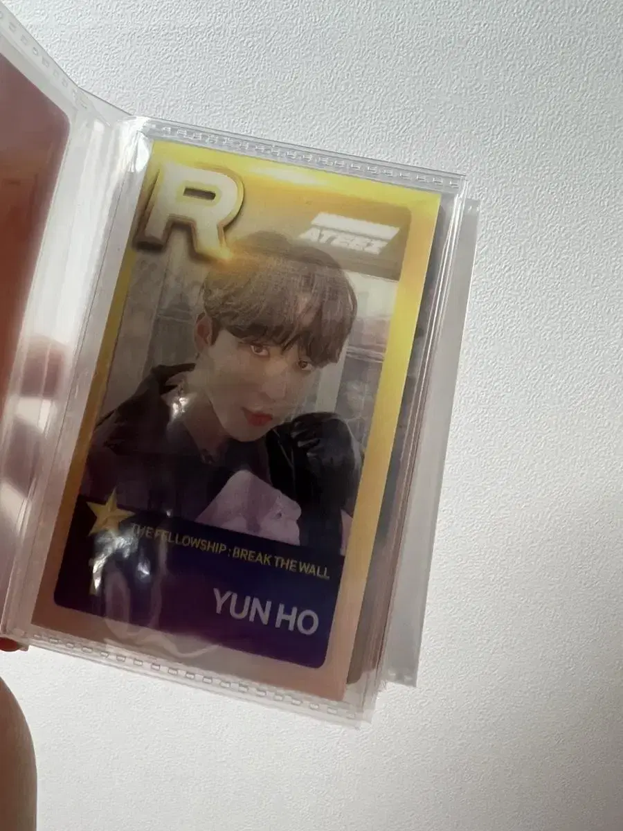 ateez shoestees yunho missioncertificationphotocard wts