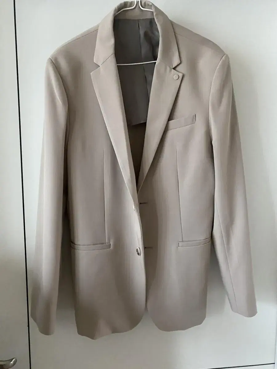 Men's beige blazer