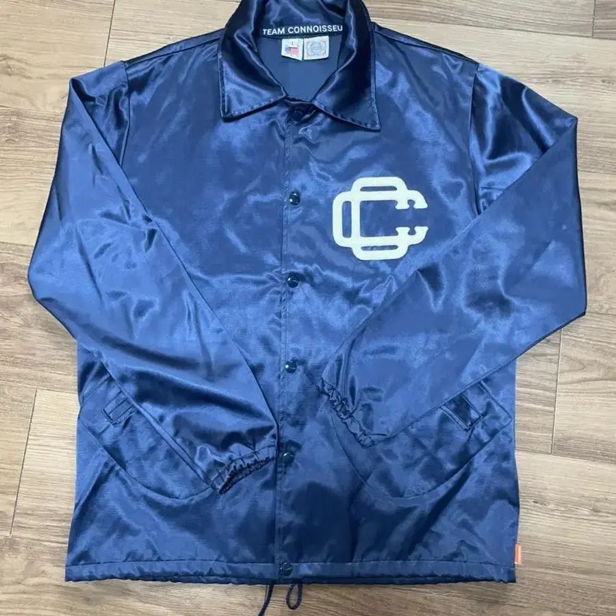 RARE EBBETS FIELD FLANNELS x CONNOISSEUR