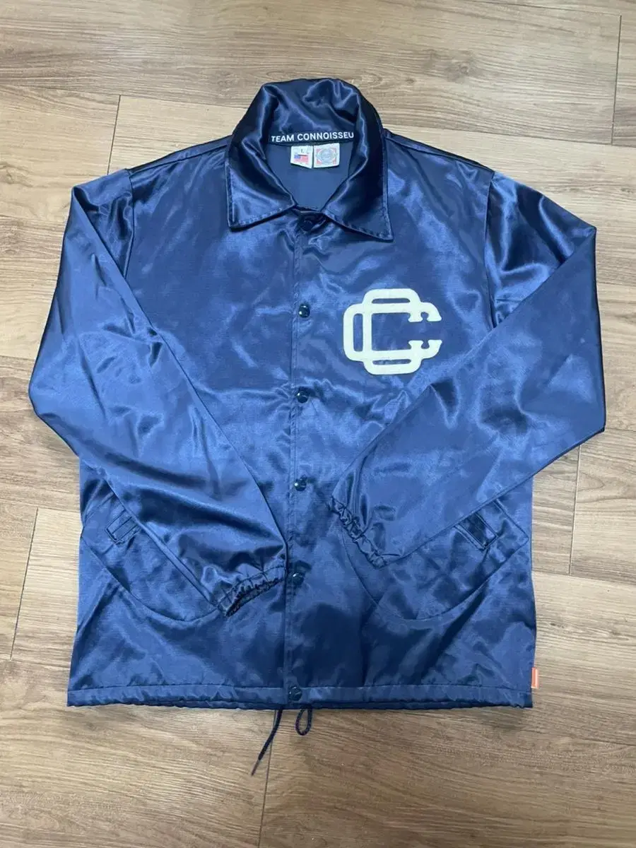 RARE EBBETS FIELD FLANNELS x CONNOISSEUR