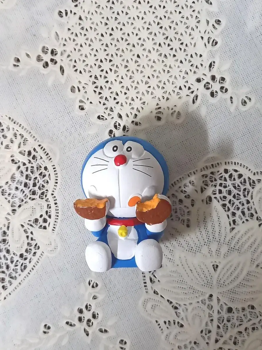 (Half-priced Delivery) Doraemon figure eating pancakes