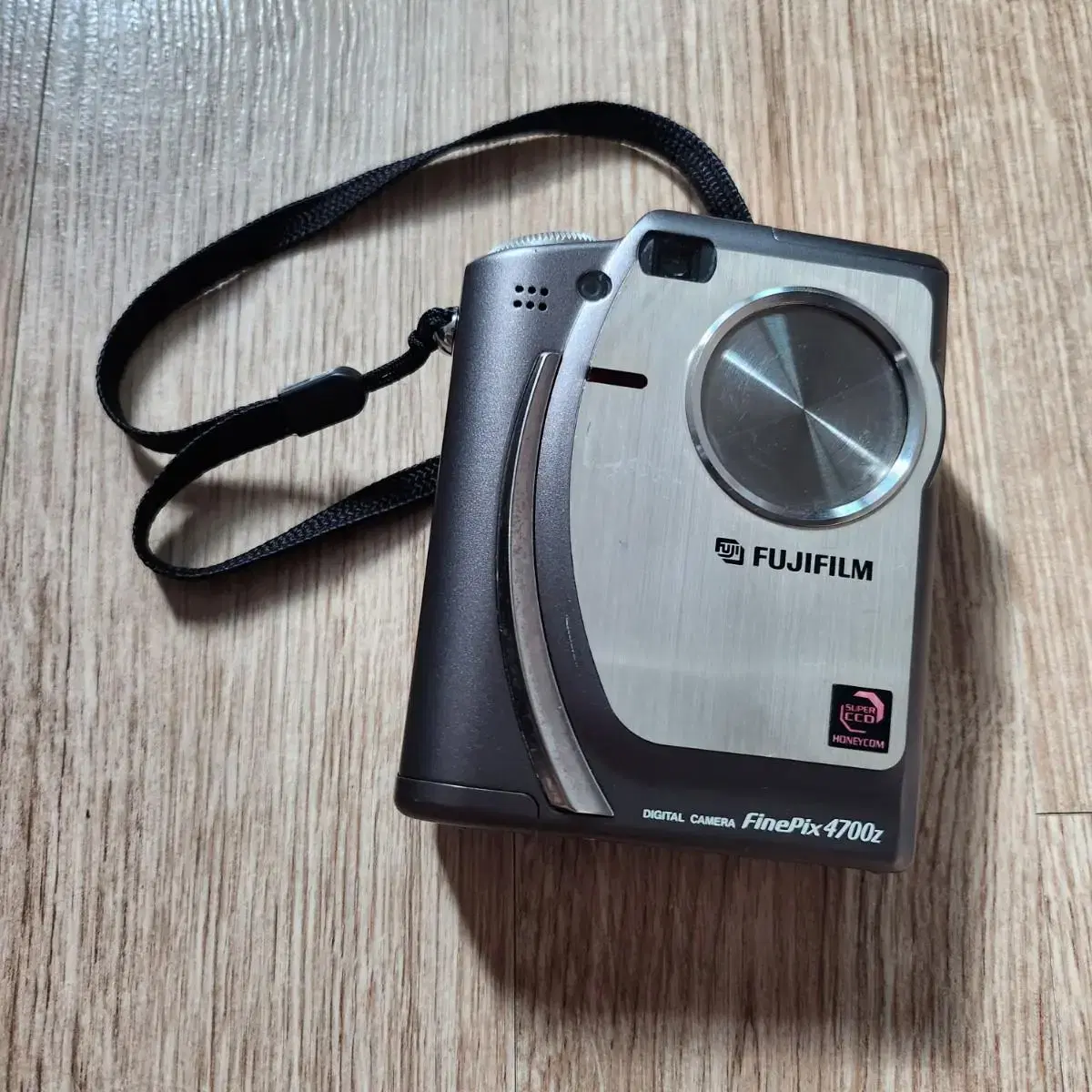 fujifilm finepix 4700zb