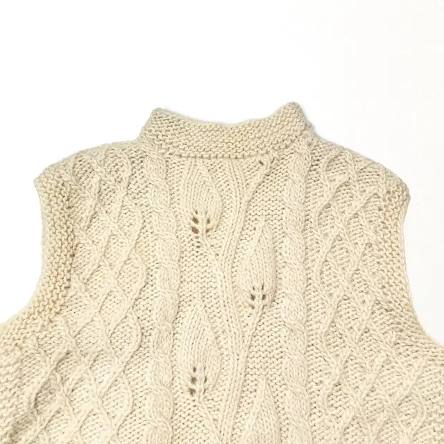 vintage handmade bud flower knit vest