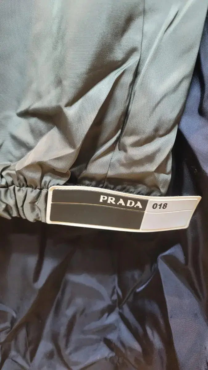 프라다 개버딘 팬츠 prada gabardine