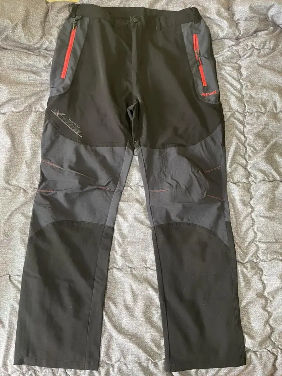 Men's mountaineering pants for sale!