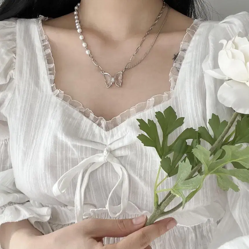 낸시링마켓 Pearl and Big Butterfly Necklace /