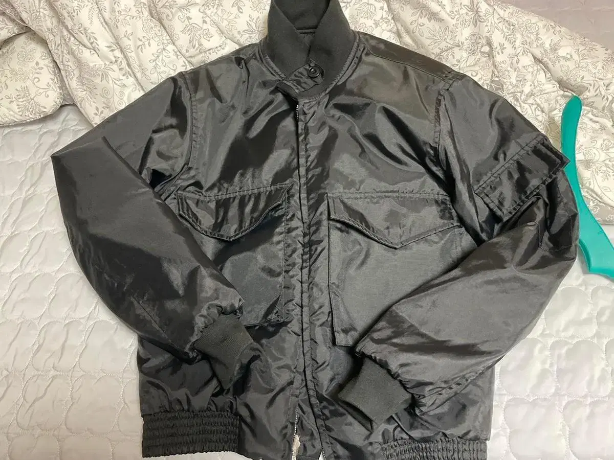 벌스데이수트 G8 FLIGHT JACKET (BLACK) 스몰