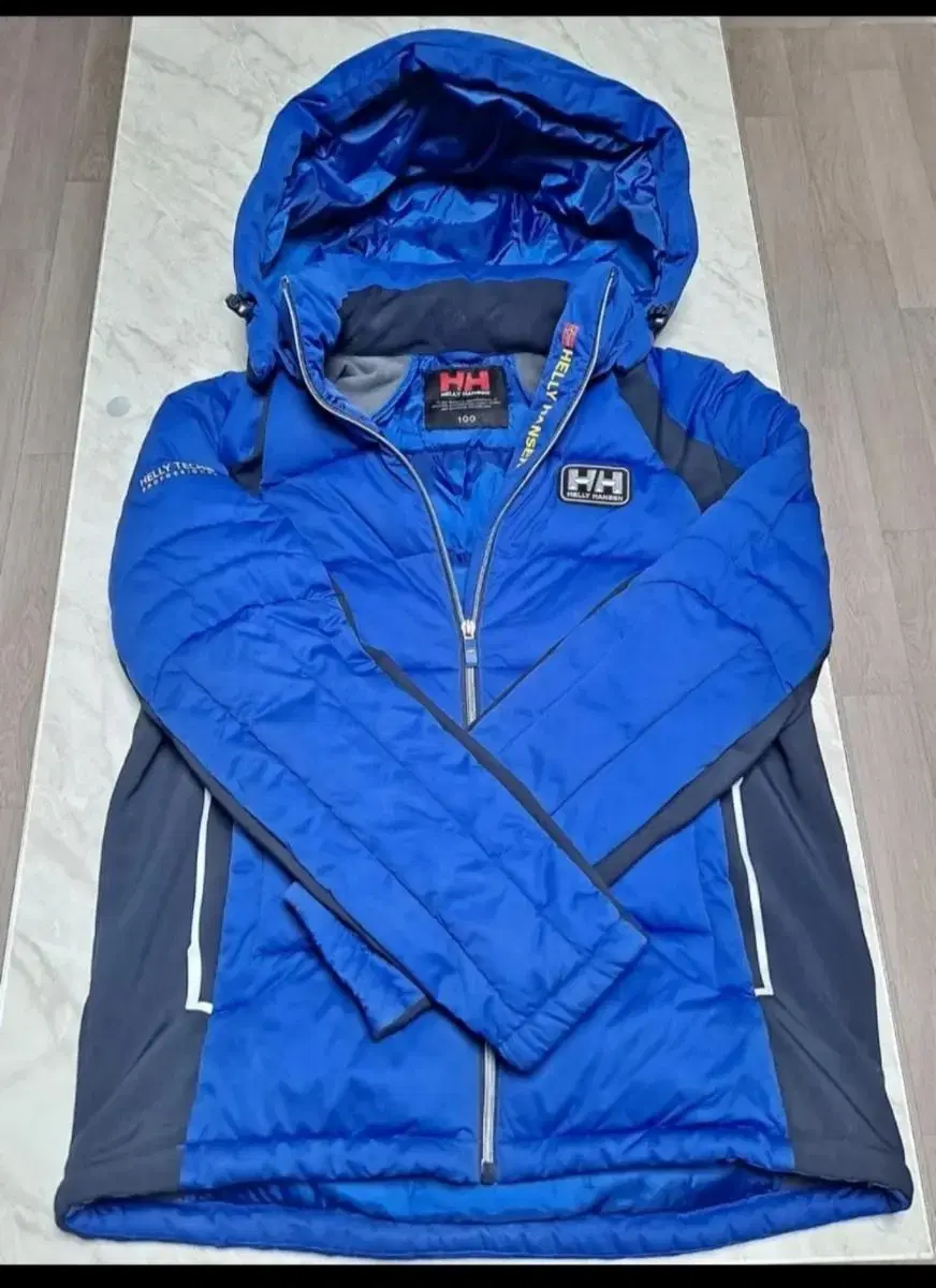 helly hansen hybrid padding