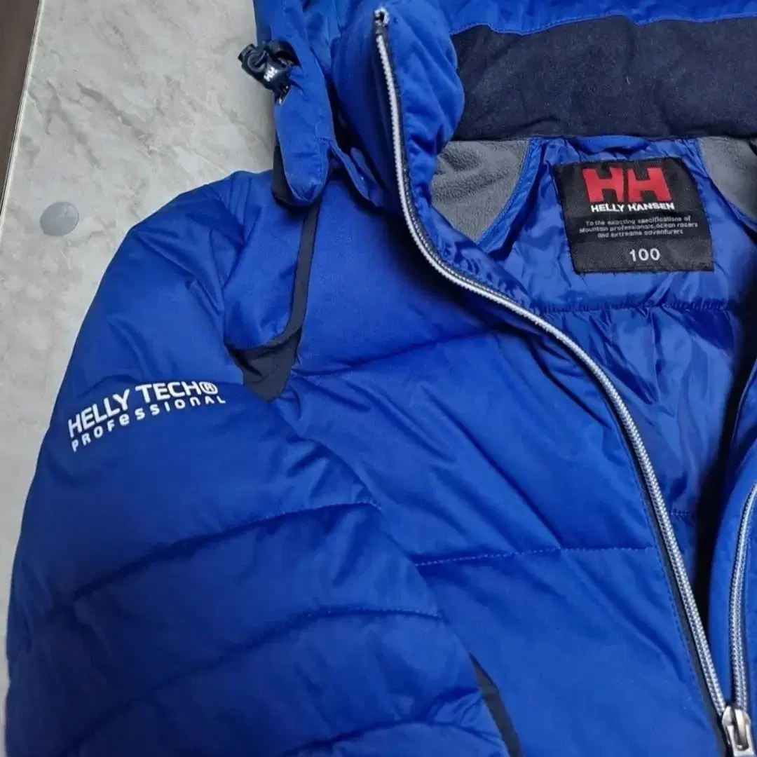 헬리한센(helly hansen)하이브리드 패딩