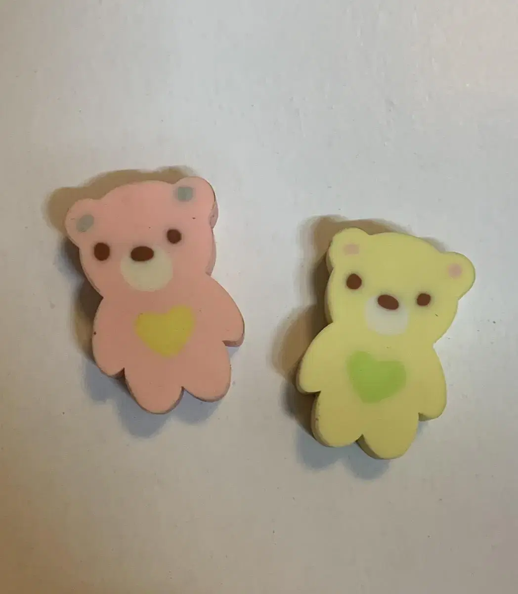 2 classic teddy bear erasers