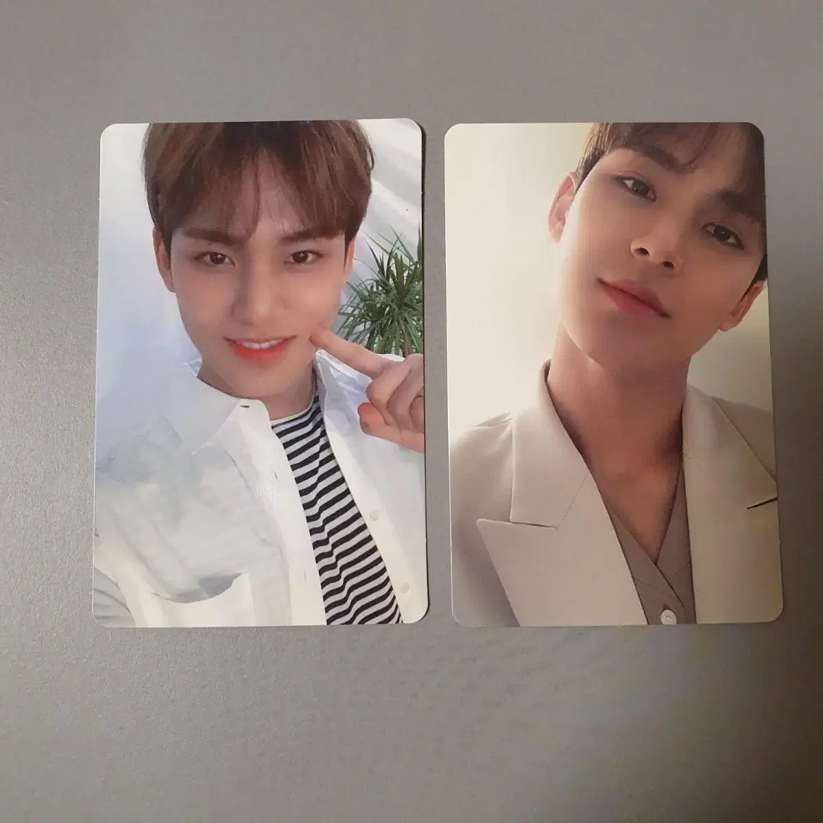 Happy Ending mingyu photocard 2 types