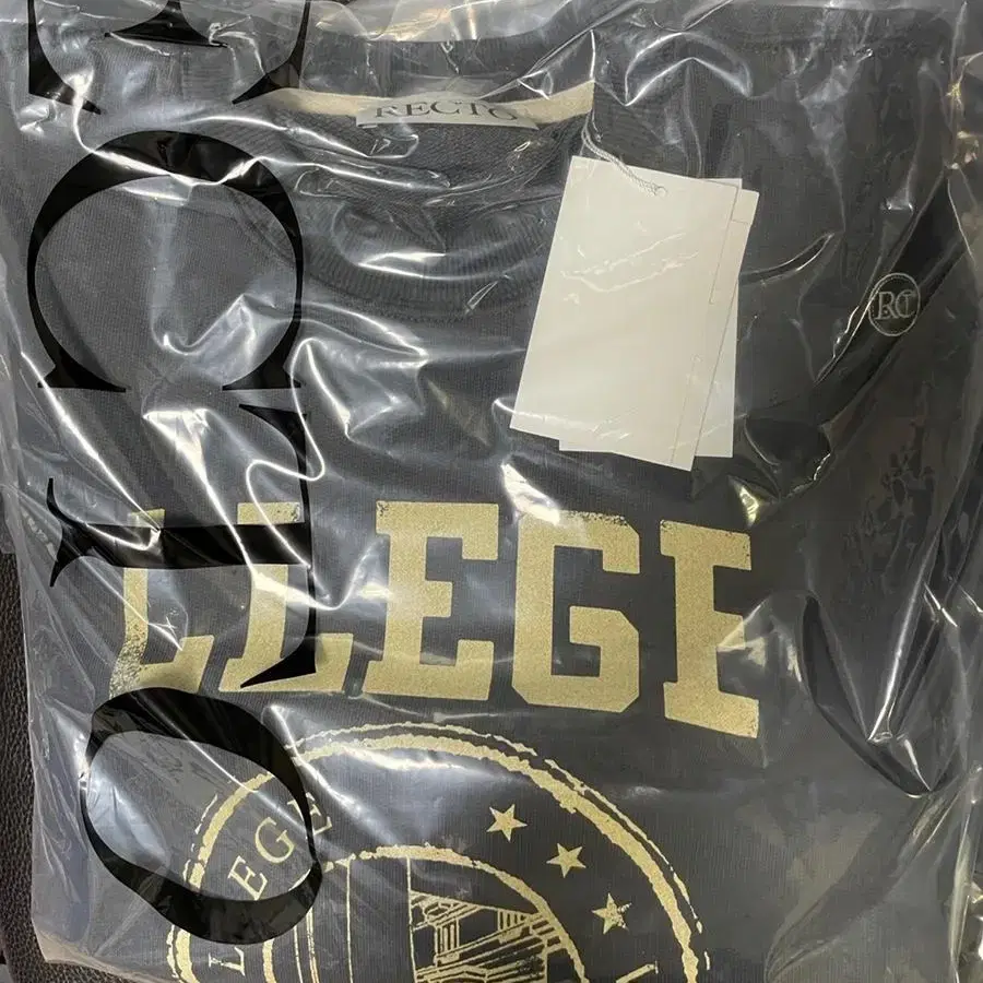 MENS 렉토 맨투맨 차콜 LLEGE LOGO SWEATSHIRT