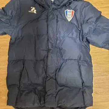 Selling Suwon Samsung down jackets