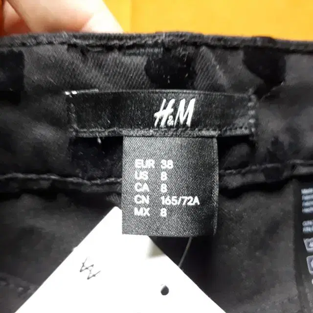 여자28/H&M 봄가을 블랙 스키니/28-860