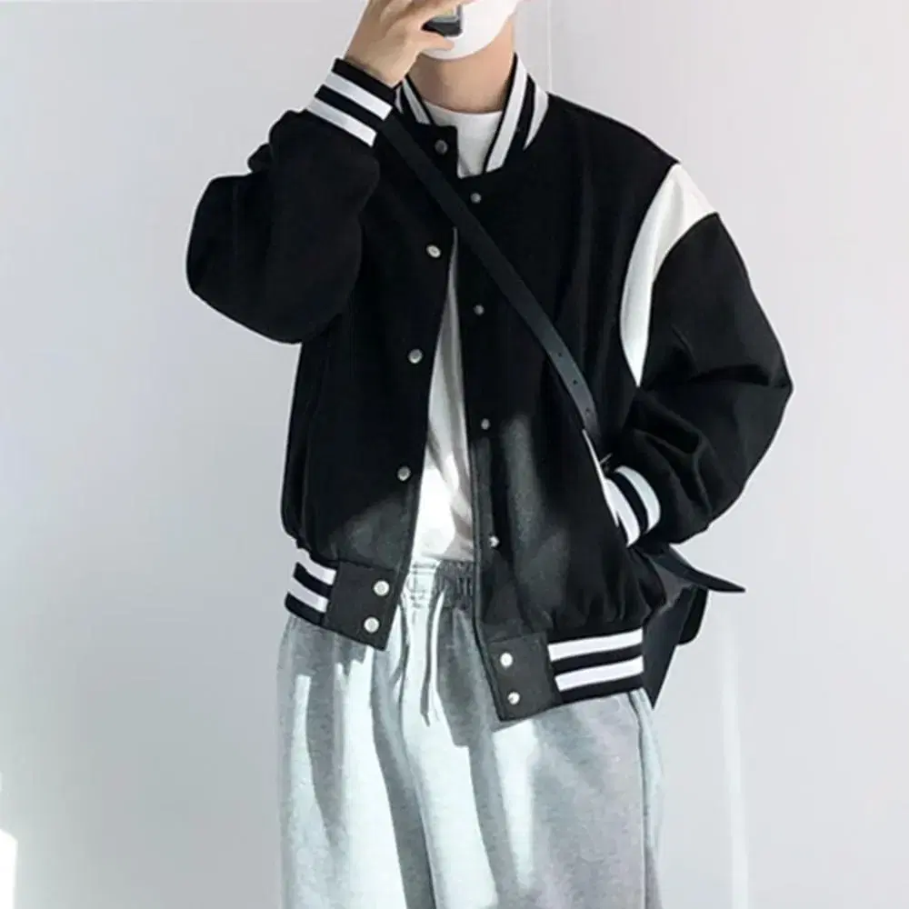 (Sale) Crop Short Varsity Jacket