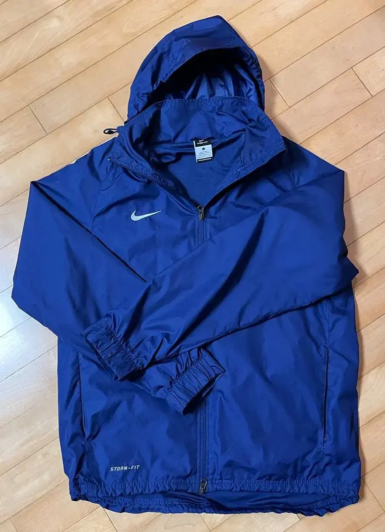 Nike Stormfit Windbreaker