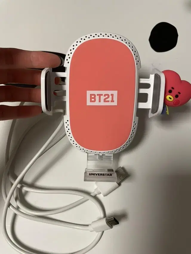 bt21 베이비 타타 차량용 공기청정 무선충전거치대