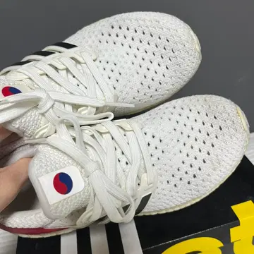 adidas gazelle silver green womens adidas UltraBOOST 2.0 Seoul City Mens Running Shoes main image 0