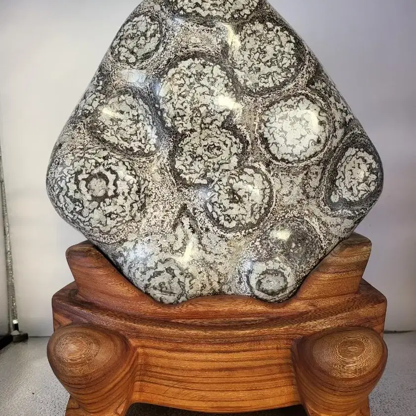 Antique 수석,청송꽃돌,청송꽃돌백장미,대구 on Bunjang Global Site.
