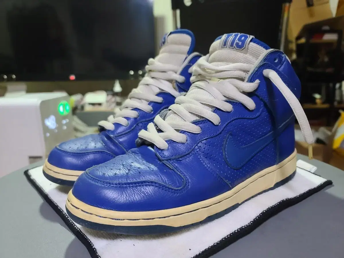 나이키 덩크하이 SB T19 브랜드 중고거래 플랫폼, 번개장터