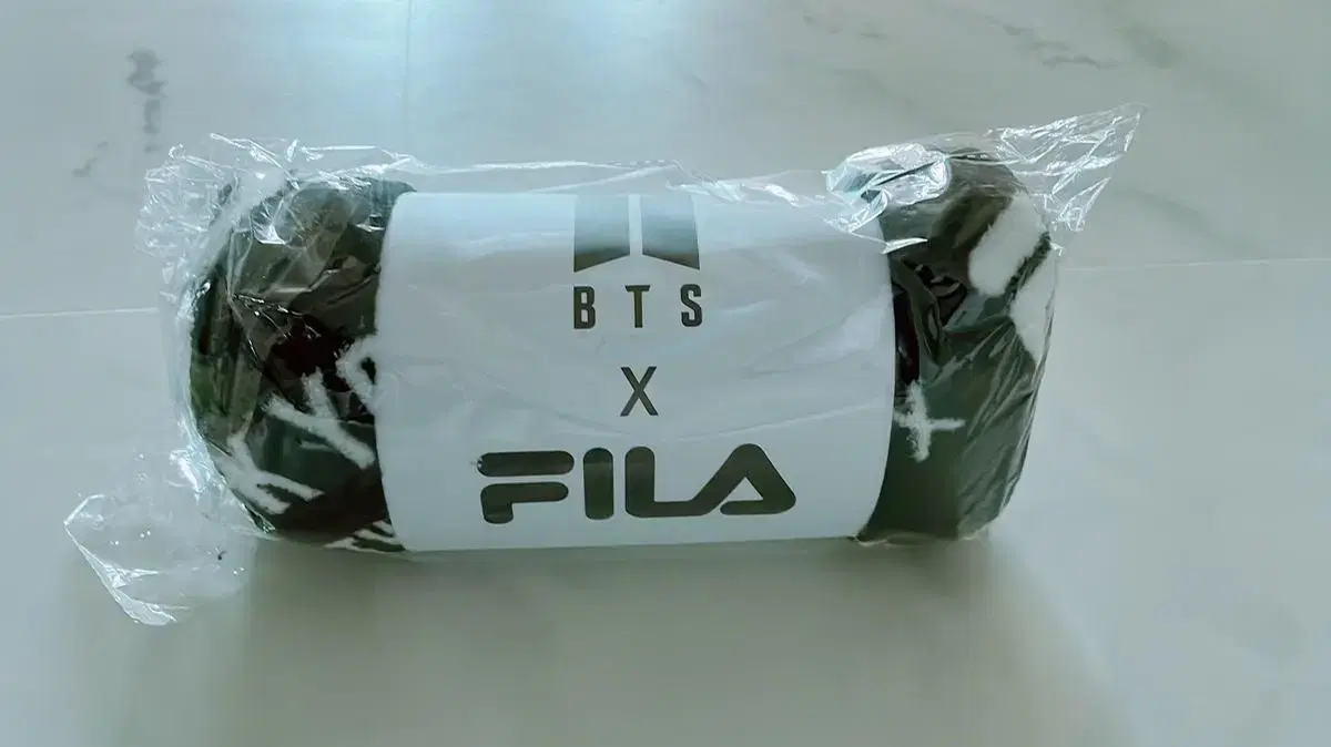 BTS Concert Wheeled Blanket