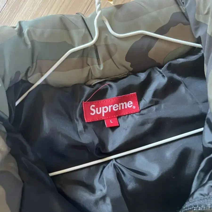 슈프림 Supreme 카키 리플렉티브 카모 패딩L