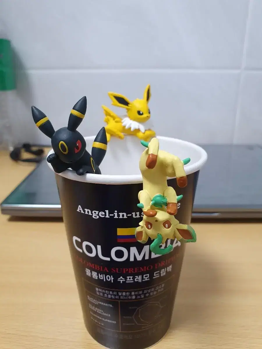 (Premium, Eve's, Discontinued Rare) Pokemon Eve's on the Cup