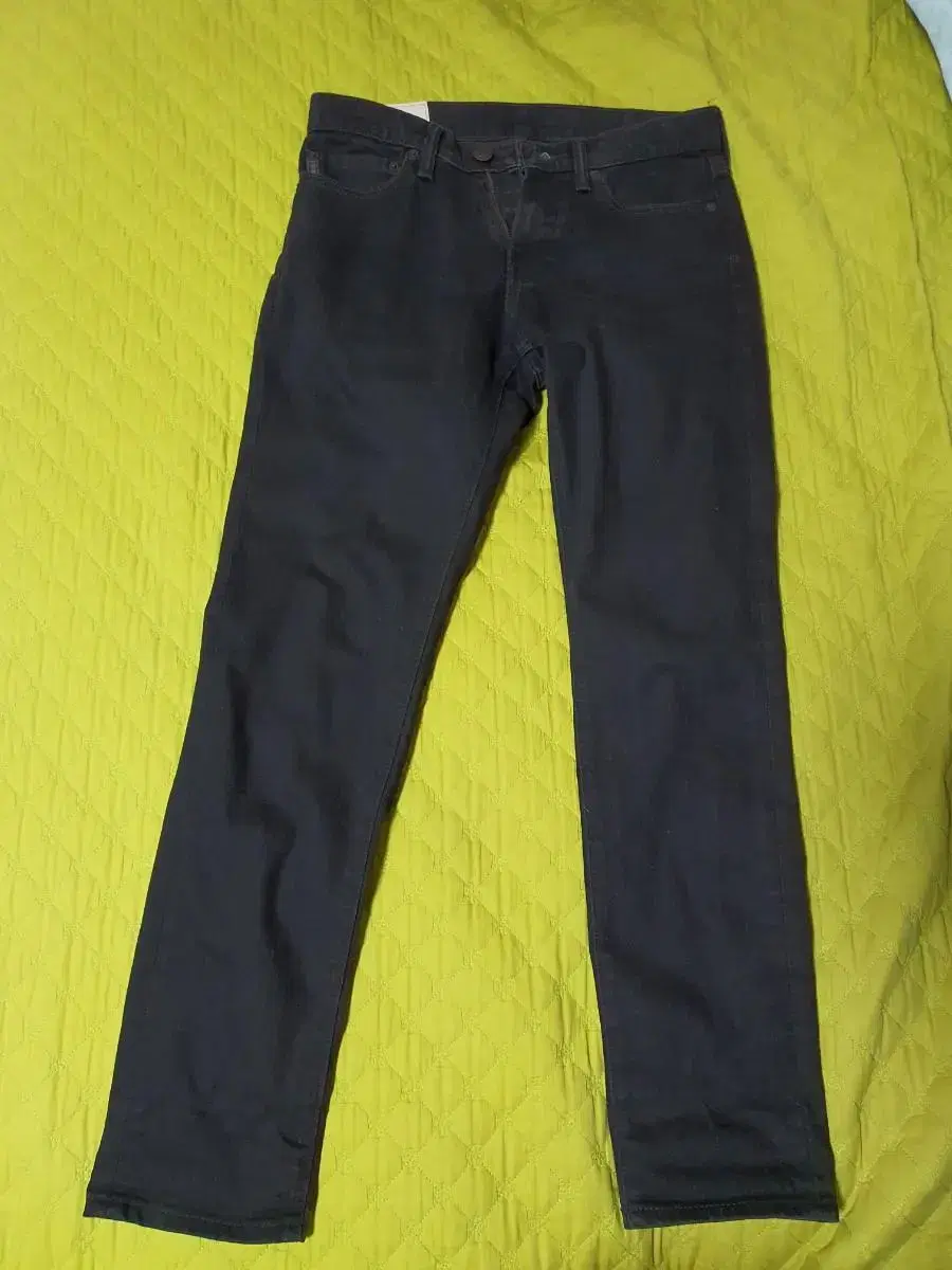 Abercrombie Jeans size 28 for sale