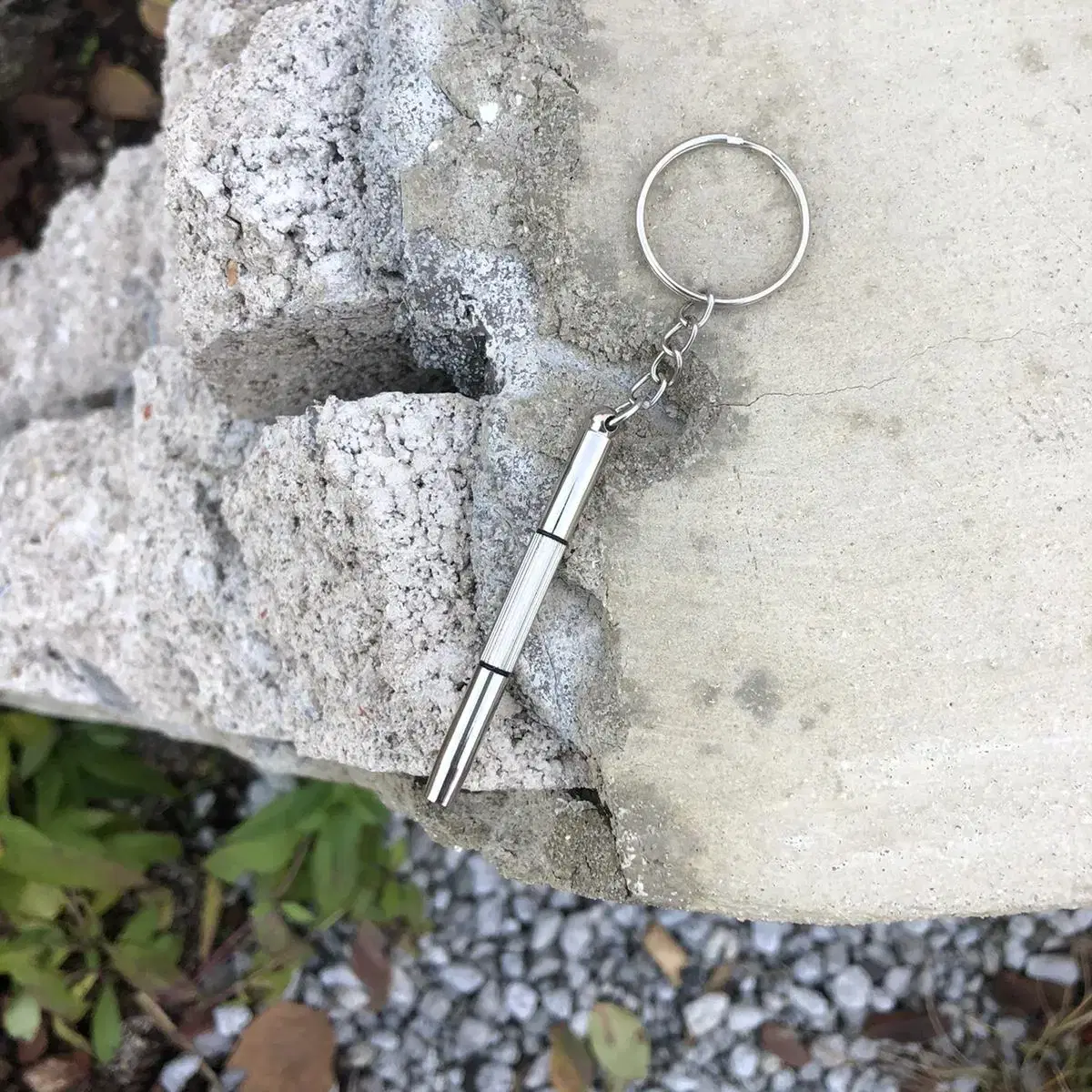 Vintage Screwdriver keyring