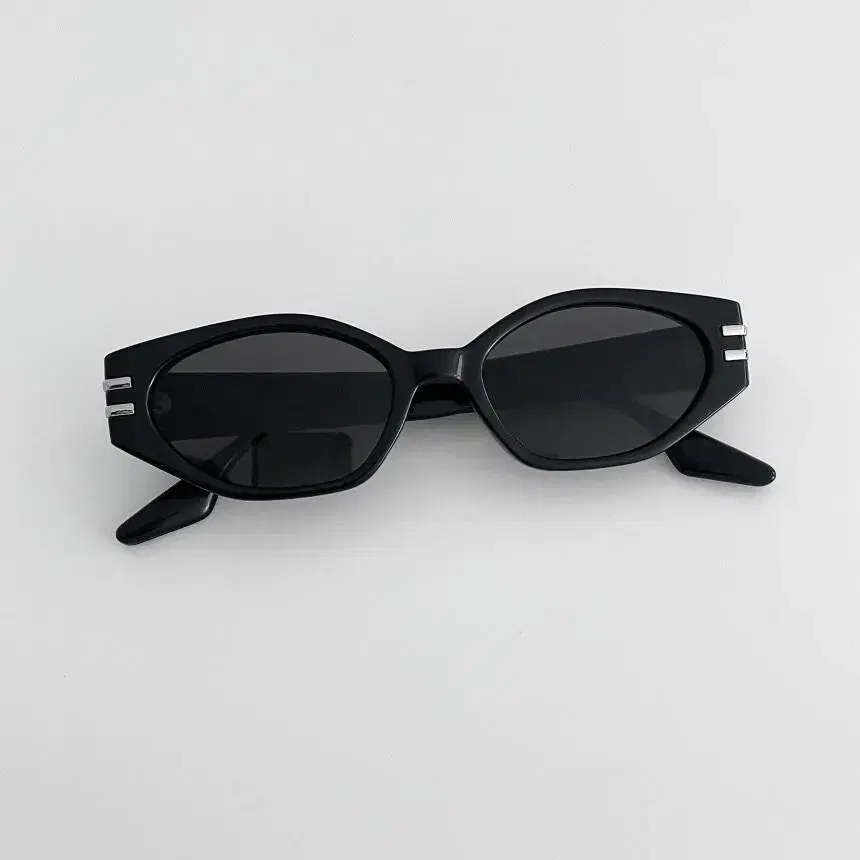 [새상품] B 타입 Angle sunglasses 남자 여자 틴트 레트로