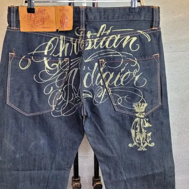 CHRISTIAN AUDIGIER 금장 프린트 데님!