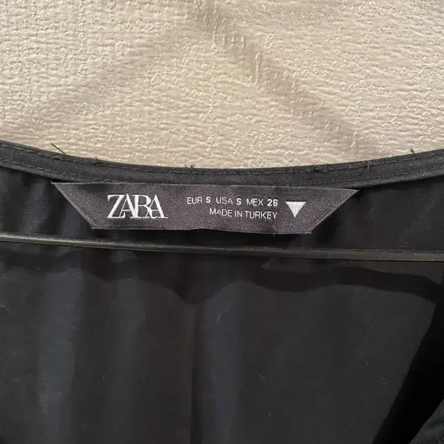 자라 ZARA 패널 포슬린 원피스 블랙