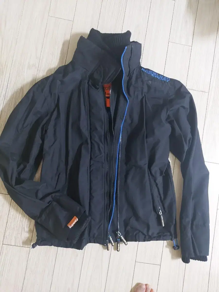 Superdry Size S Windbreaker