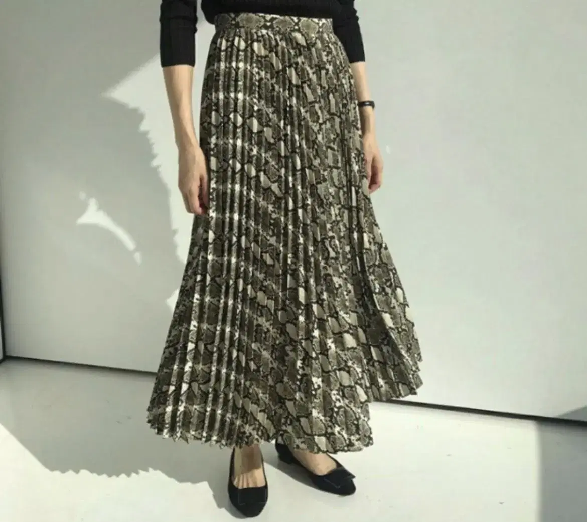 Lamélay Python Skirt