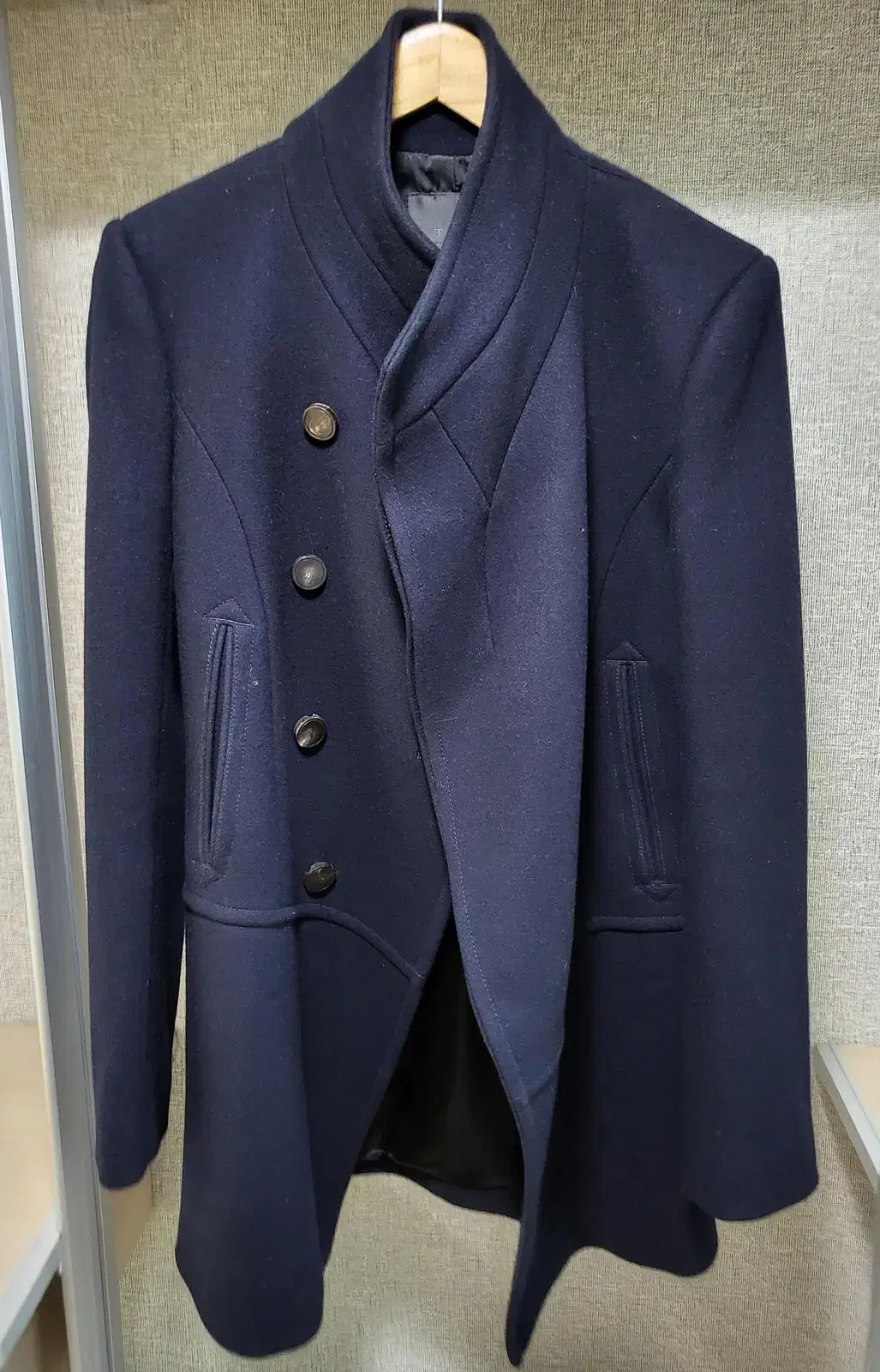 Time Homme high neck kara coat