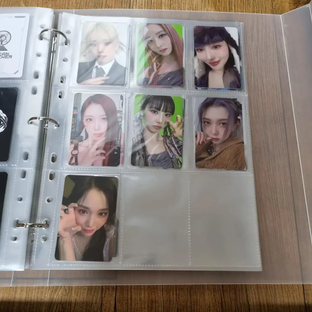 Dreamcatcher poca jiu sua siyeon handong yoohyeon dami Gahyeon