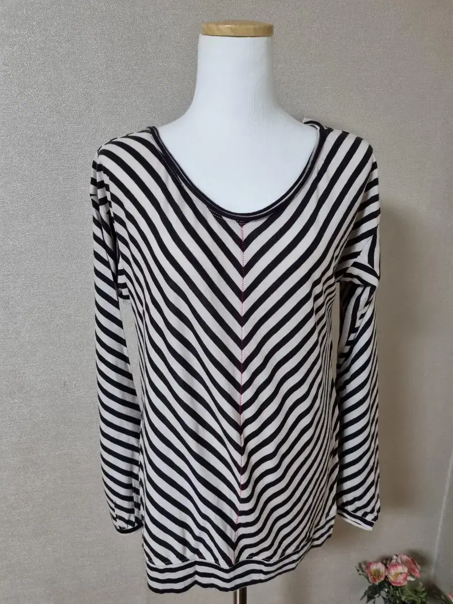 Basic House Striped Cotton Tee 90