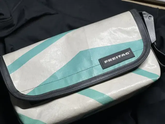 FREITAG 프라이탁 하와이파이브오 민트