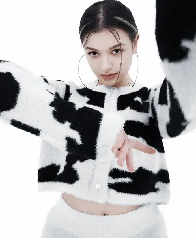 Sculptor Moo Fuzzy Crop Cardigan