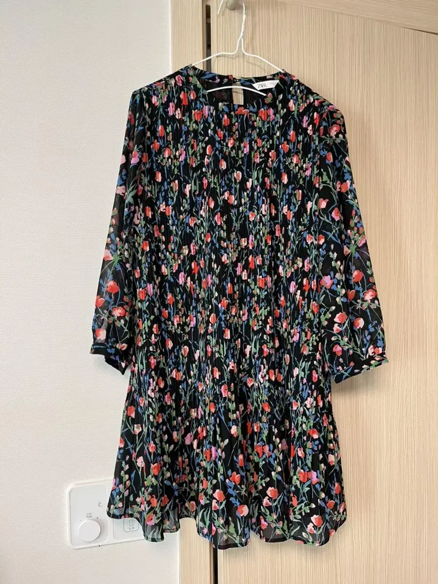 s 44-55 zara floral chiffon onepiece