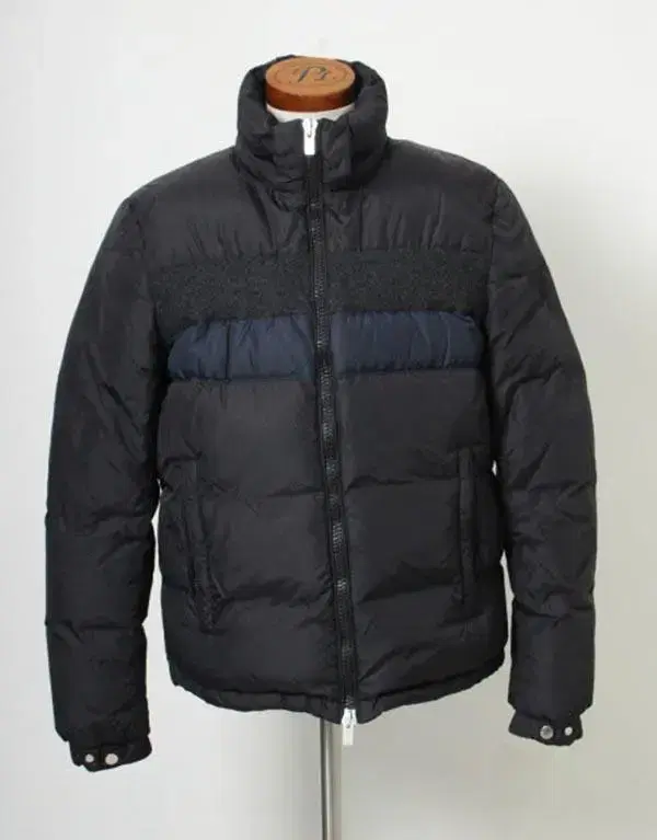 Calvin Klein Down Puffer Jumper size 95