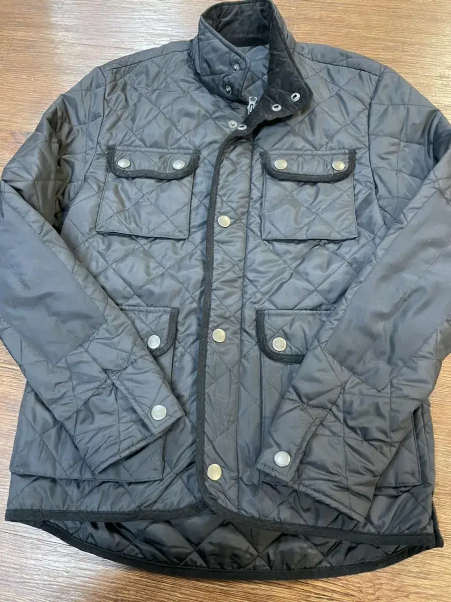 L) Giordano quilted puffer jacket (shipping included)