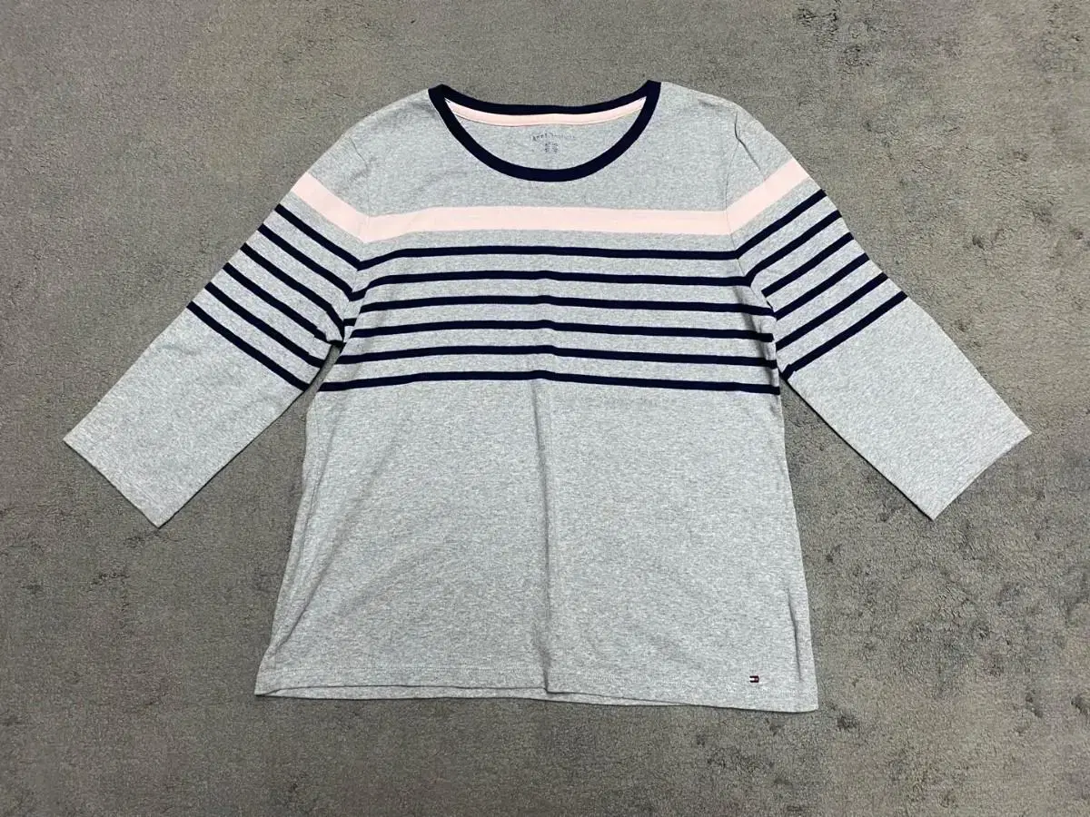 (unworn) Tommy Hilfiger Women's Long Sleeve XL