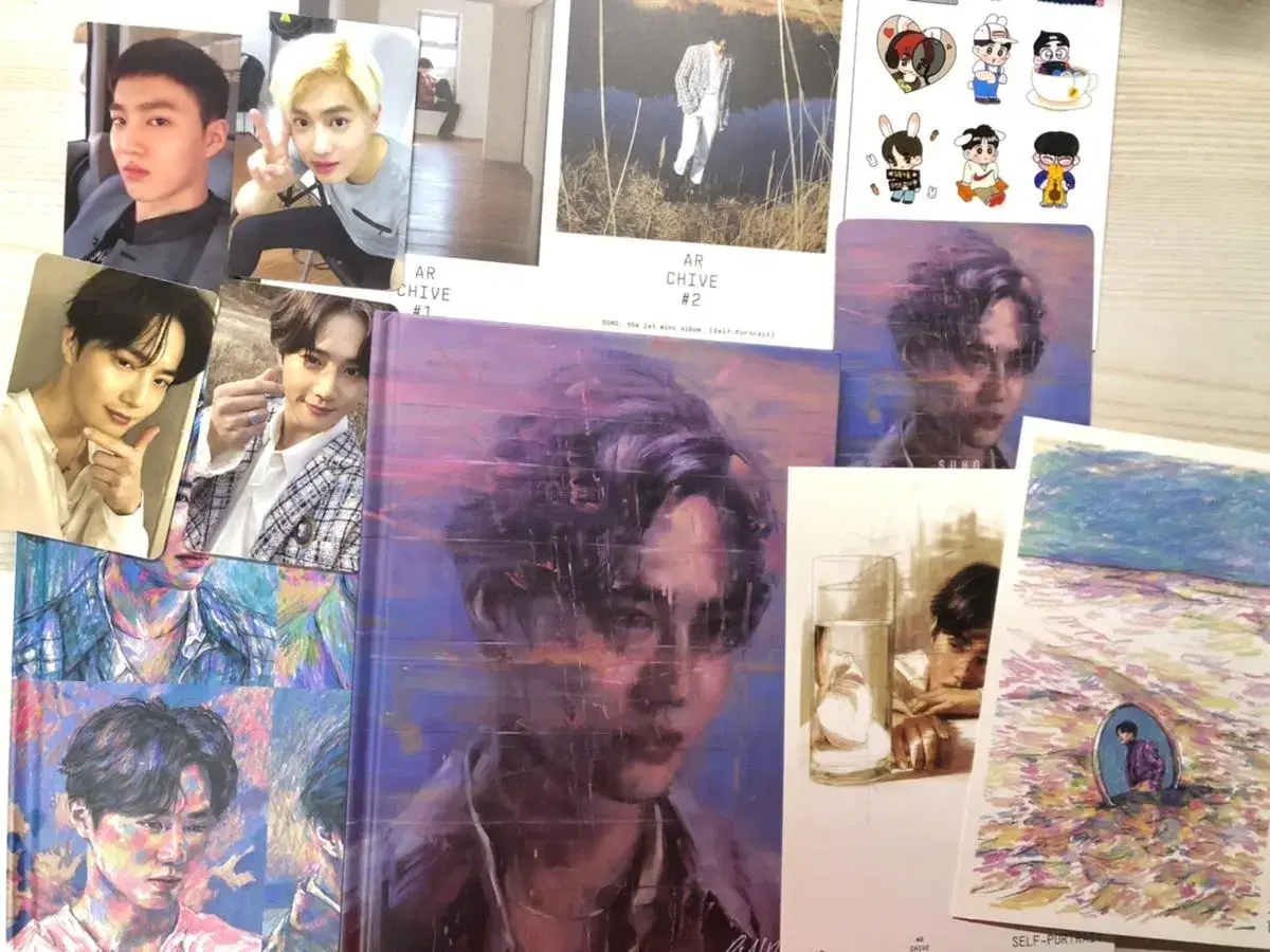 Suho solo album self-portrait sold (with photo card) (price excluding shipping)