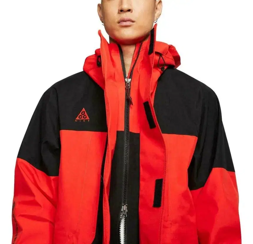 Nike ACG Gore-Tex Habanero Size M