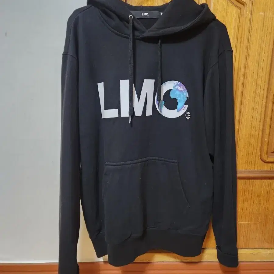 [M] LMC EARTH LOGO 후드 블랙