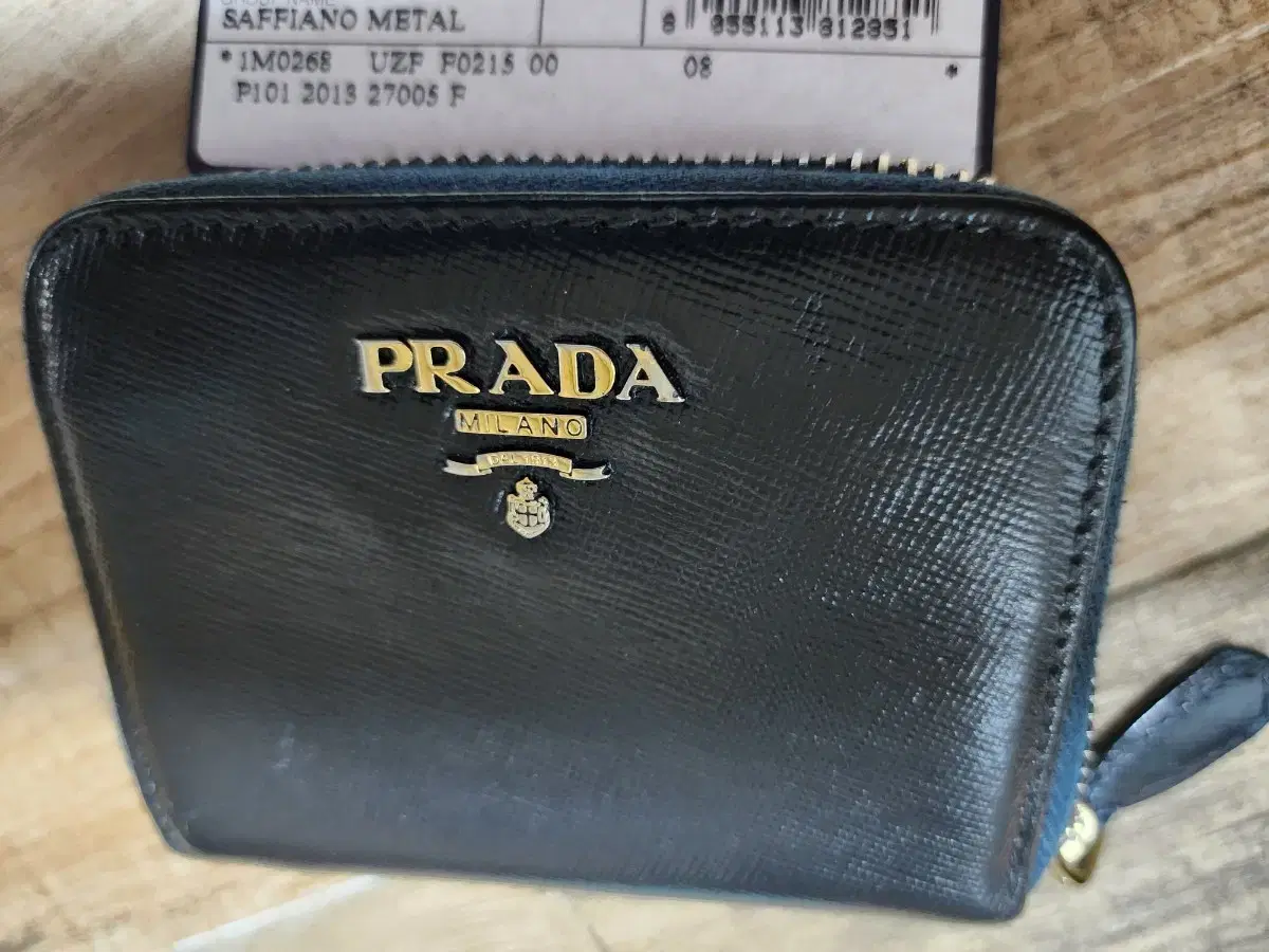 Prada kard wallet coin purse genuine