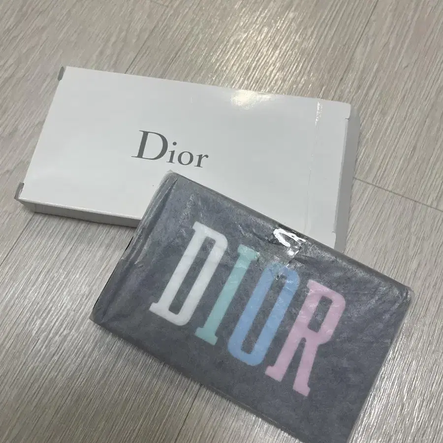 (새상품)Dior 디올 한정 손거울