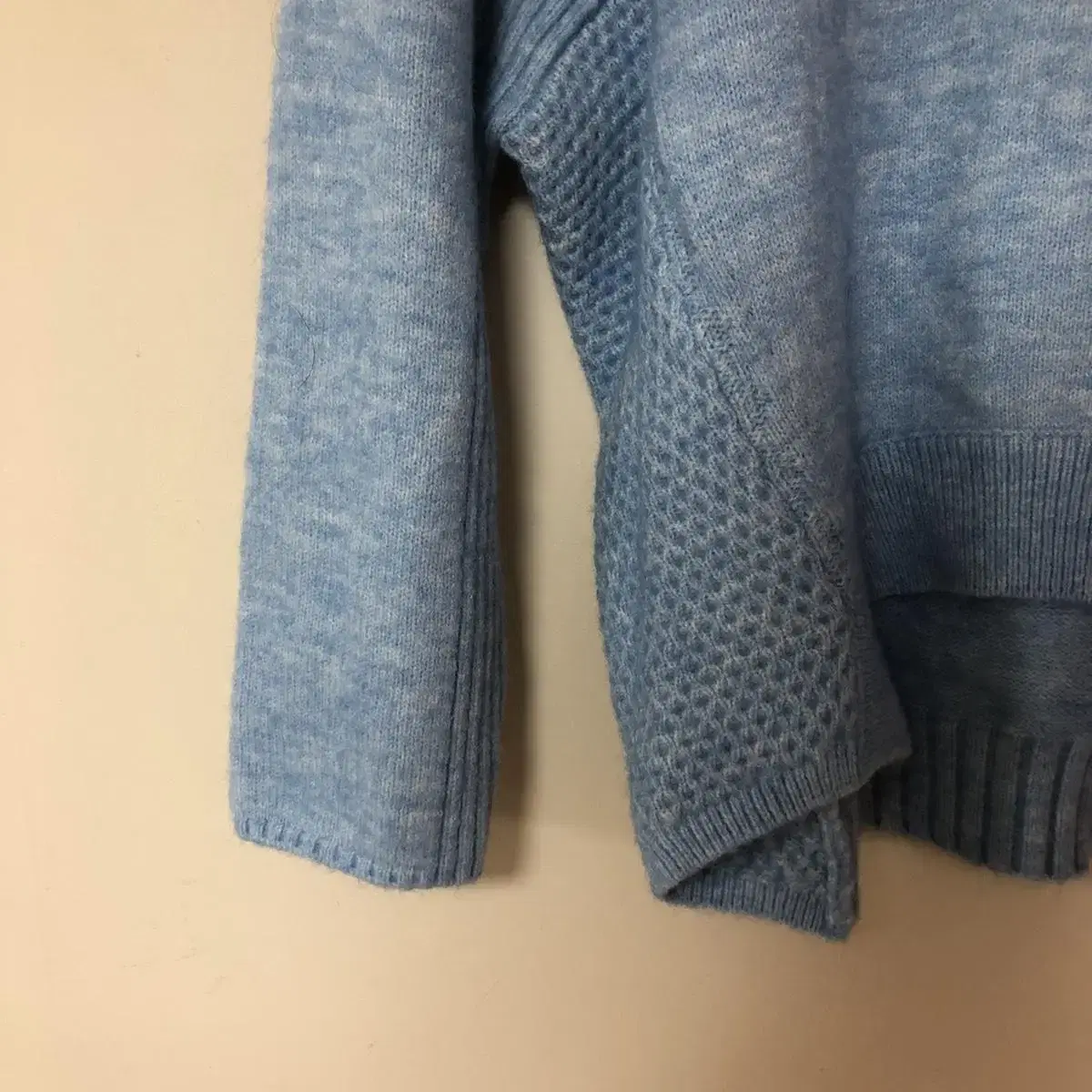 Vintage B& window turtleneck knit